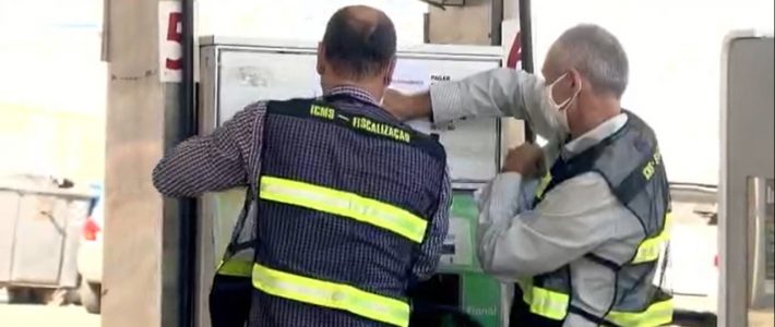 Operação De Olho na Bomba lacra posto de combustível em Santos